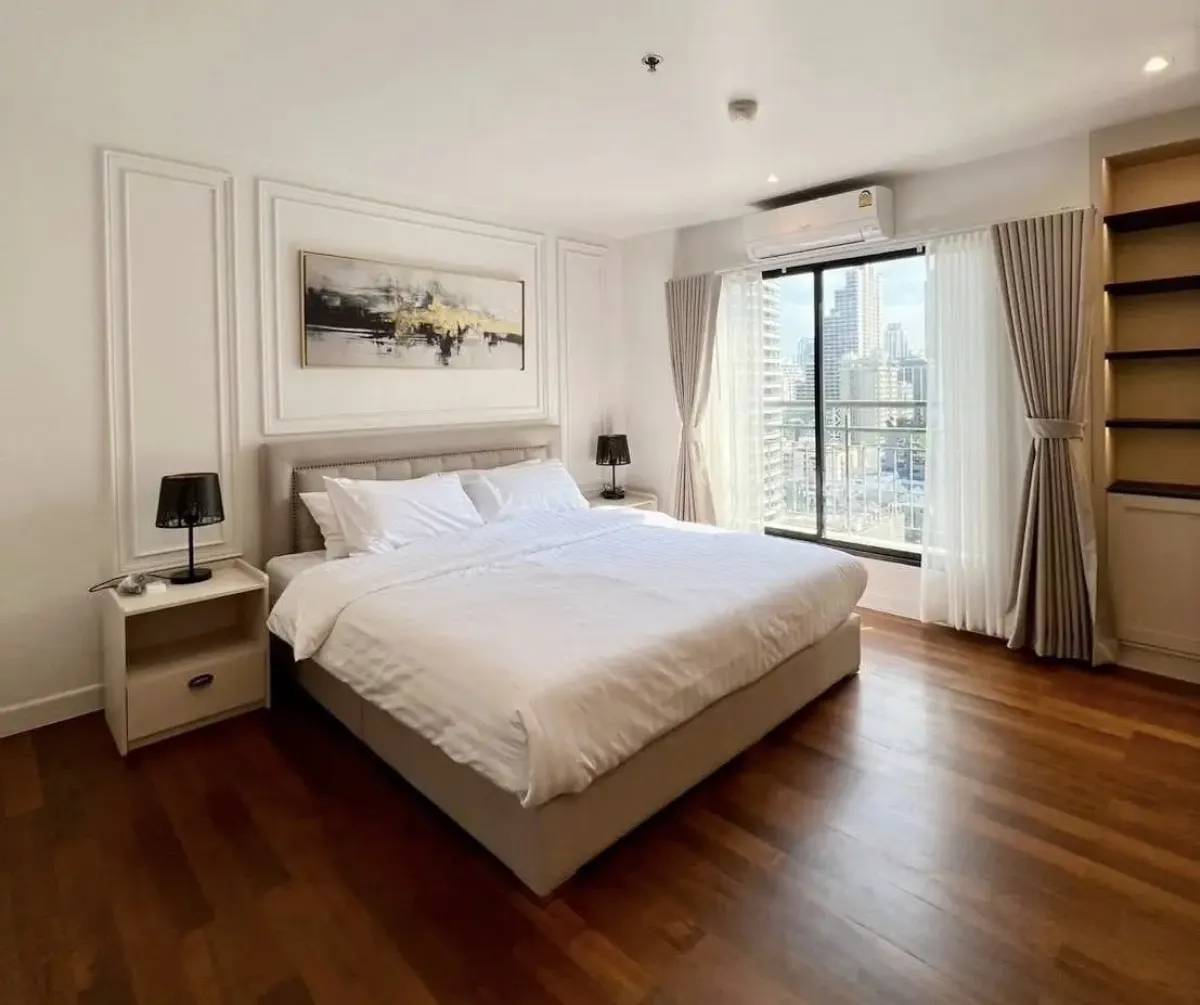 ให้เช่าคอนโดนานา : Liberty Park 2 Three bedroom condo for rent