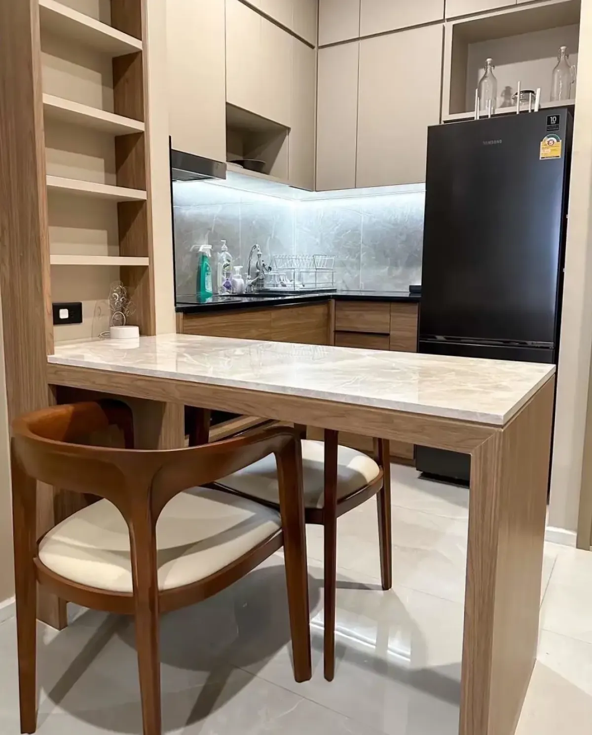 ให้เช่าคอนโดวิทยุ ชิดลม หลังสวน : Noble Ploenchit 1 bedroom property for rent