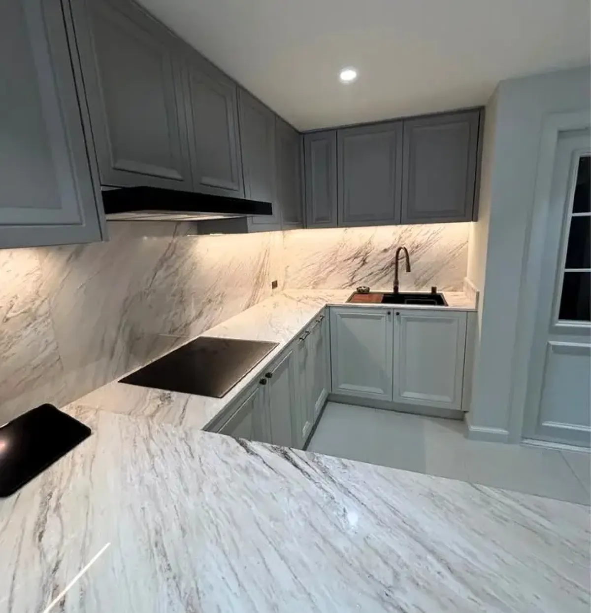 ให้เช่าคอนโดวิทยุ ชิดลม หลังสวน : All Seasons Mansion 3 bedroom condo for rent