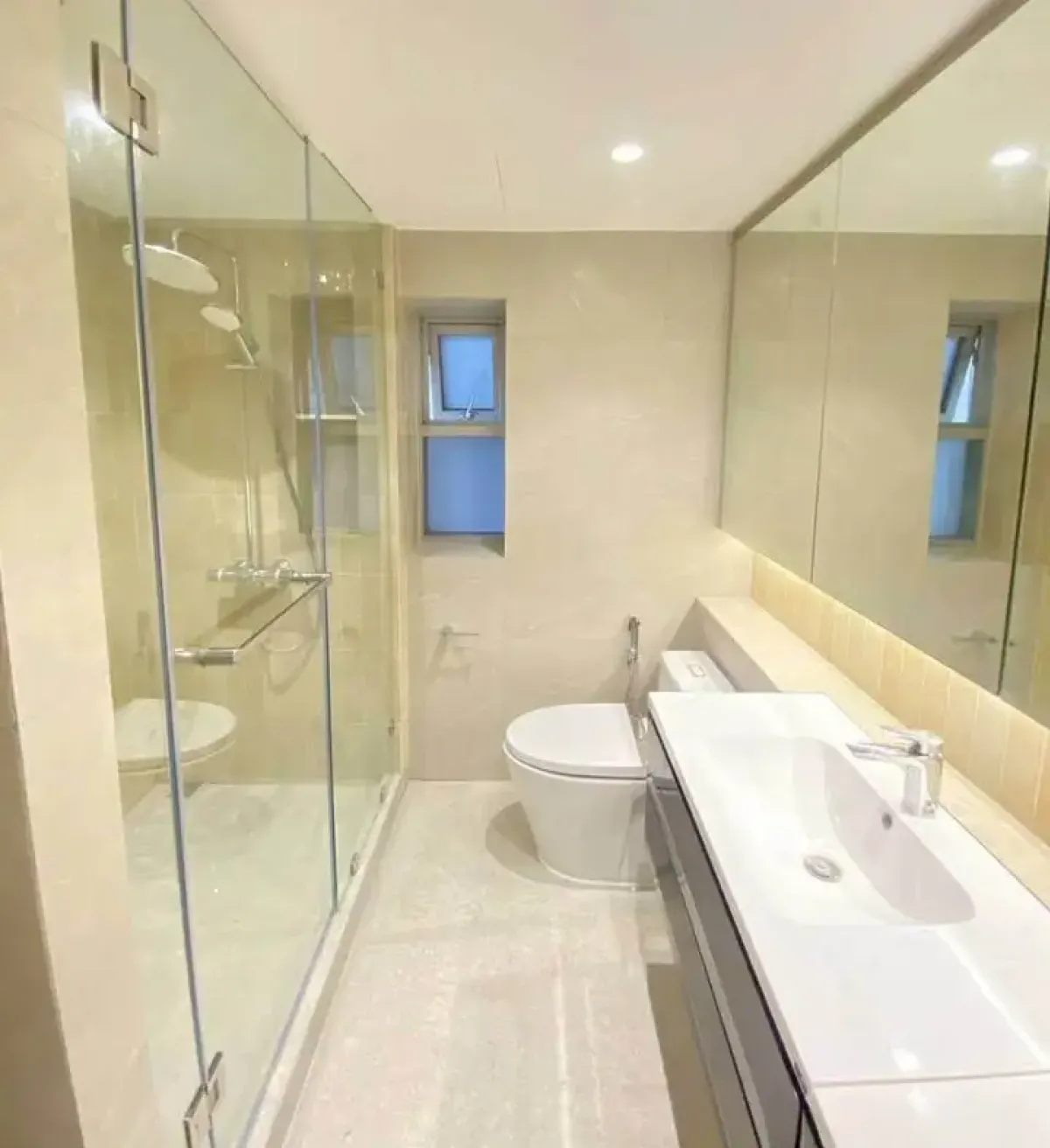 ให้เช่าคอนโดวิทยุ ชิดลม หลังสวน : All Seasons Mansion 3 bedroom condo for rent