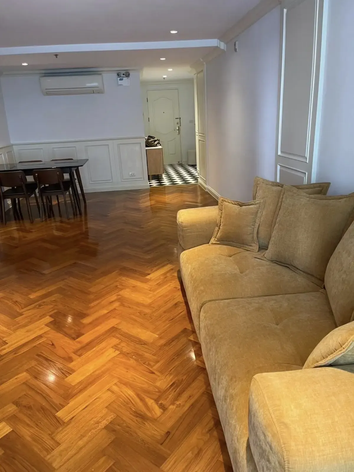 For RentCondoSukhumvit, Asoke, Thonglor : Serene Place Sukhumvit 24 Two bedroom condo for rent