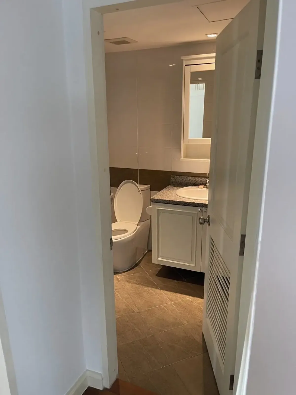 For RentCondoSukhumvit, Asoke, Thonglor : Serene Place Sukhumvit 24 Two bedroom condo for rent