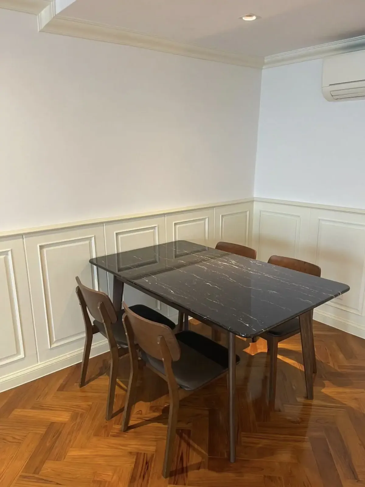 For RentCondoSukhumvit, Asoke, Thonglor : Serene Place Sukhumvit 24 Two bedroom condo for rent