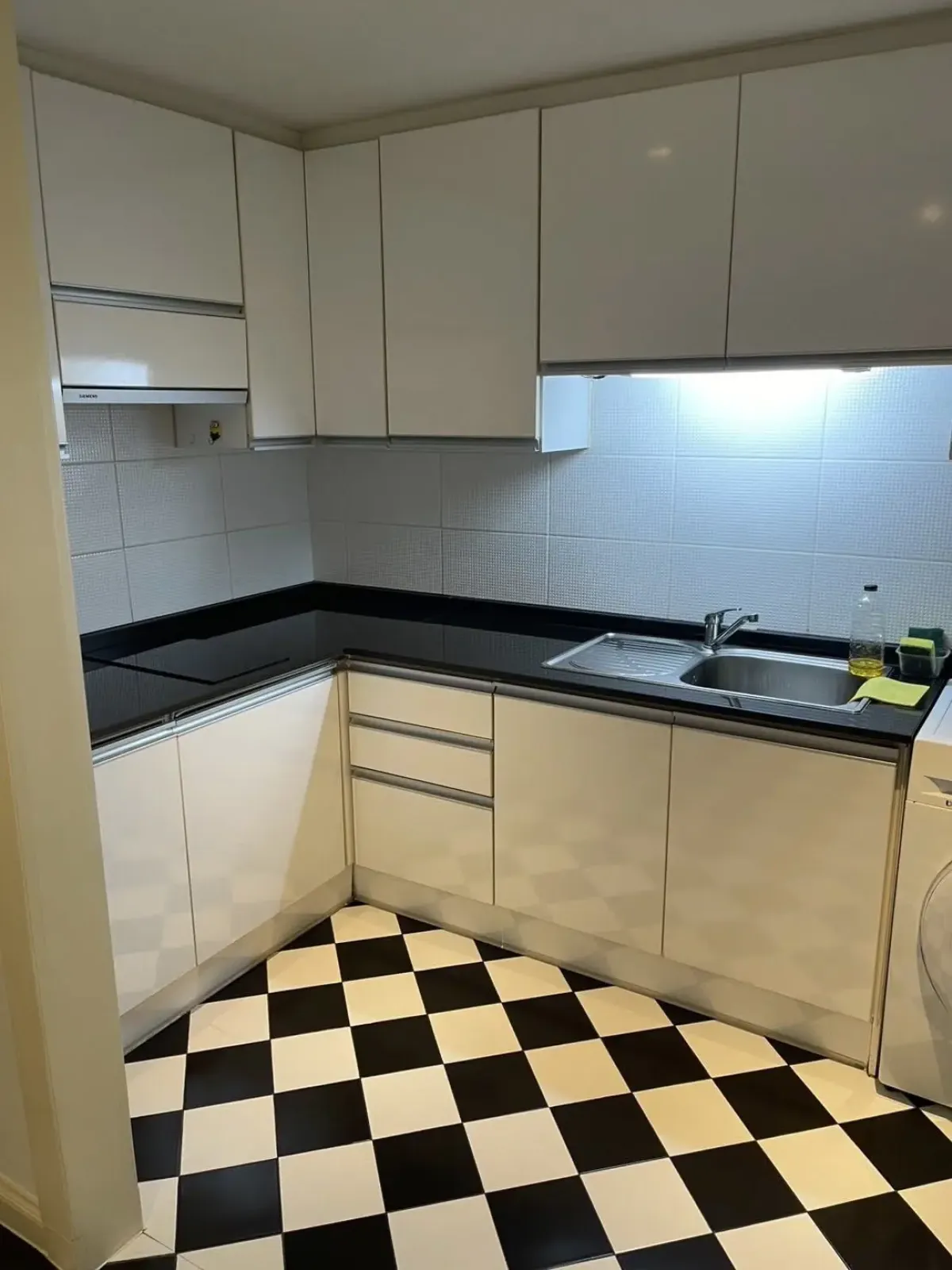 For RentCondoSukhumvit, Asoke, Thonglor : Serene Place Sukhumvit 24 Two bedroom condo for rent