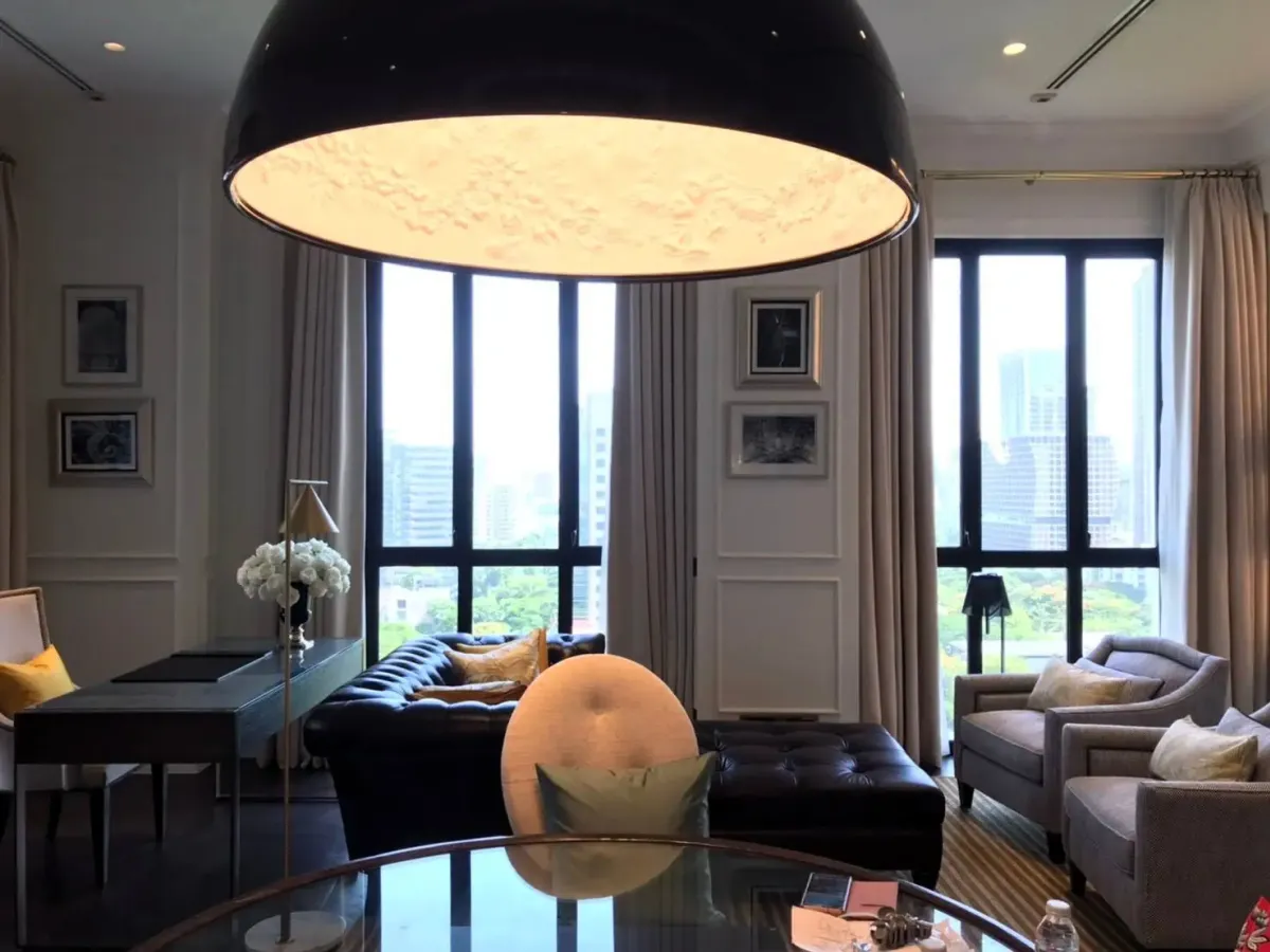 ให้เช่าคอนโดวิทยุ ชิดลม หลังสวน : 98 Wireless 2 bedoom luxury property for rent