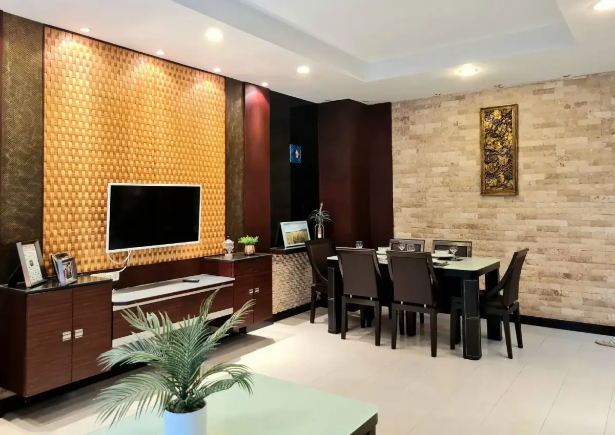 For RentCondoSukhumvit, Asoke, Thonglor : Avenue 61 Two bedroom condo for rent