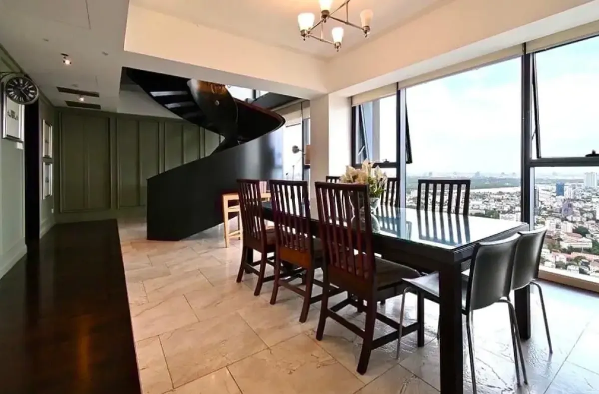 For RentCondoSathorn, Narathiwat : The Met 4 bedroom duplex property for rent in Bangkok