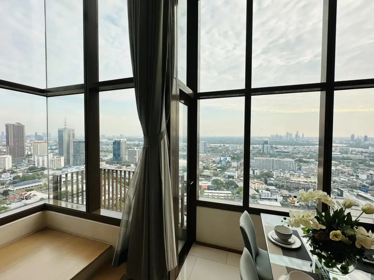 For RentCondoSukhumvit, Asoke, Thonglor : The Emporio Place 1 bedroom duplex condo for rent