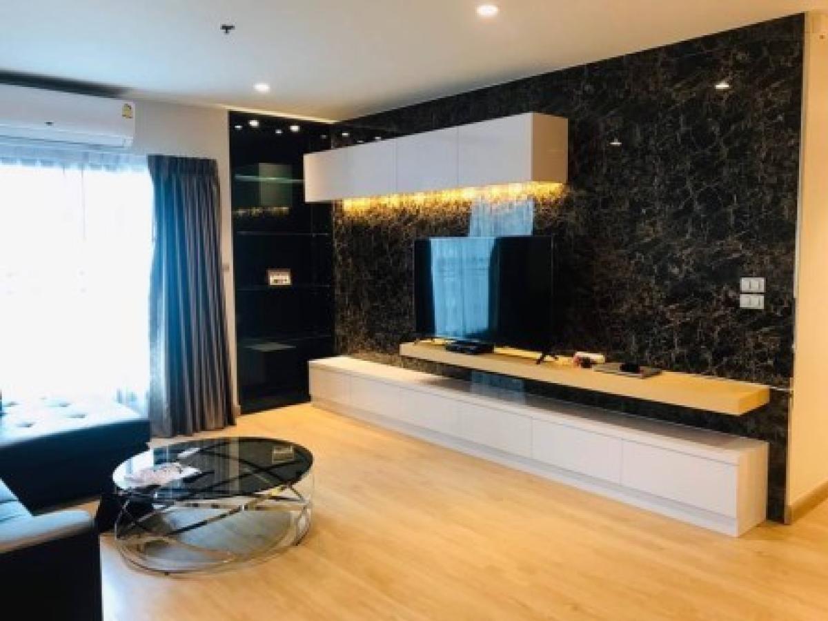 ให้เช่าคอนโดนานา : 2+1 bedroom condo for rent at Liberty Park 2