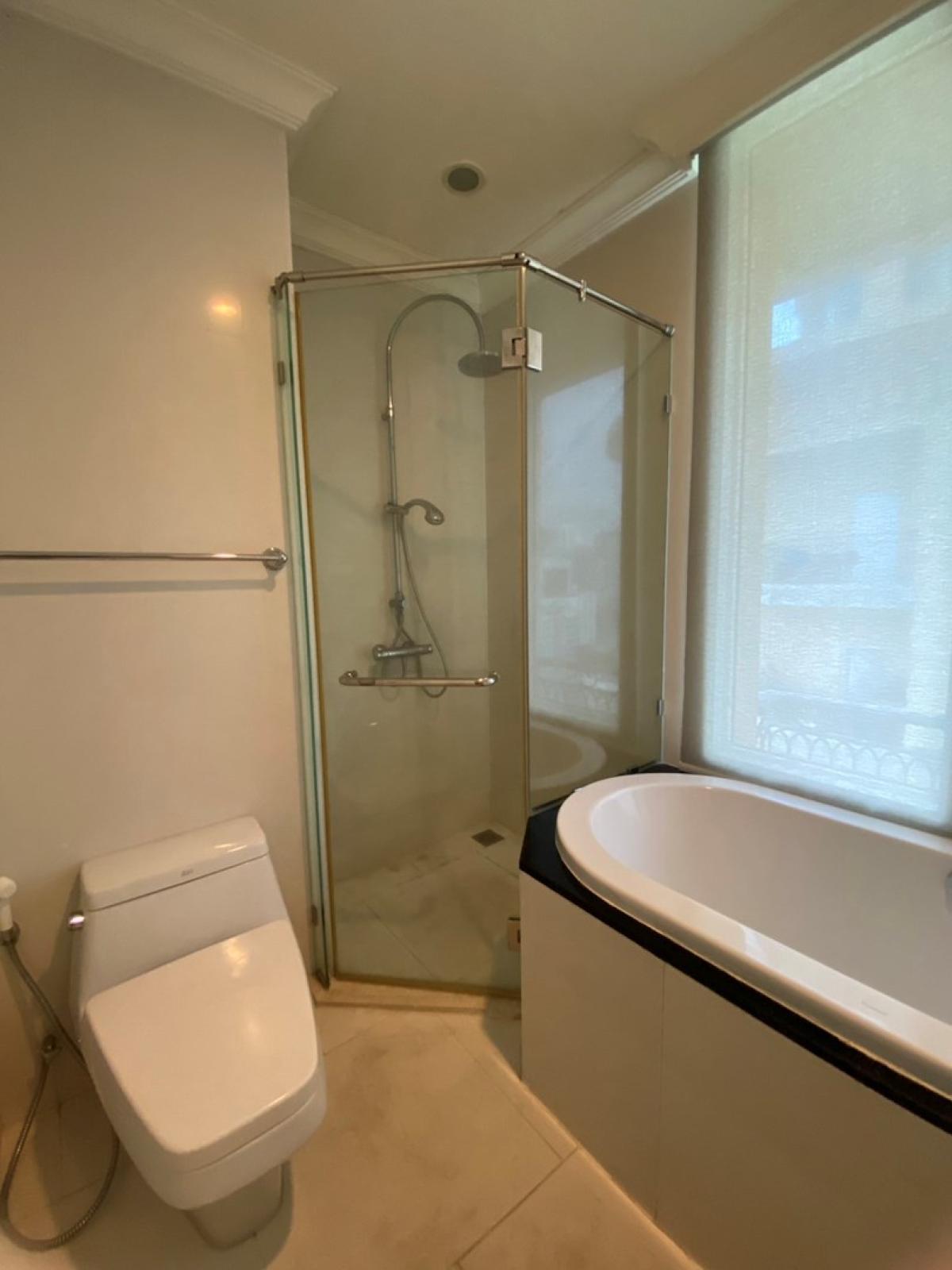 For RentCondoSukhumvit, Asoke, Thonglor : 2 bedroom condo for rent at Royce Private Residences