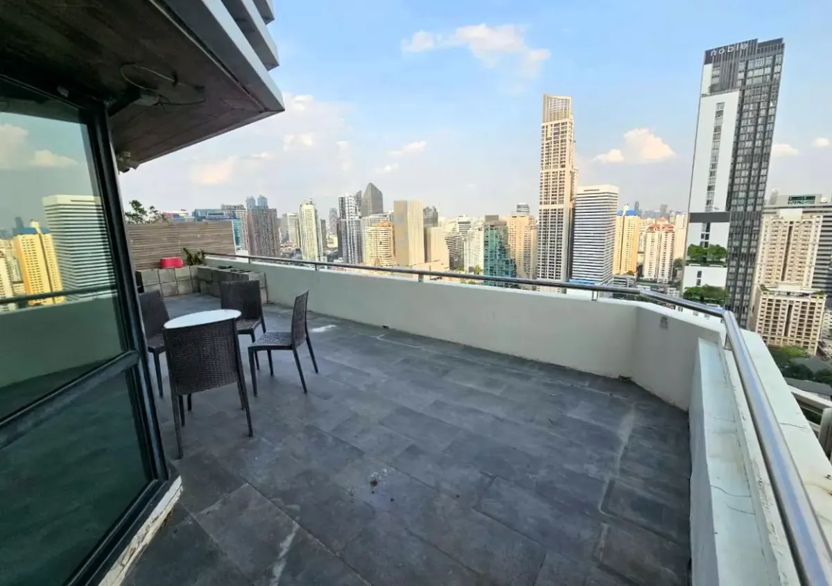 ขายคอนโดนานา : Sukhumvit Suite 1 bedroom condo for sale