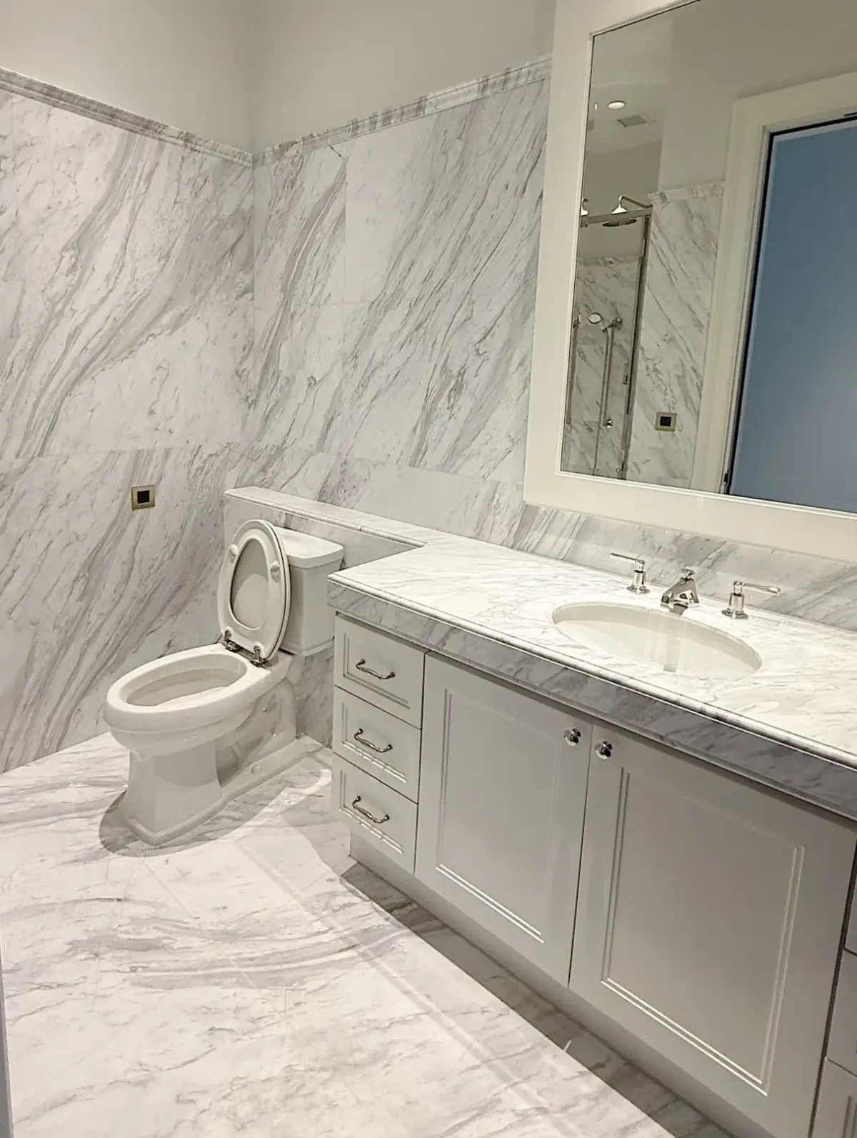 คอนโดวิทยุ ชิดลม หลังสวน : 98 Wireless 2 bedroom property for sale and rent