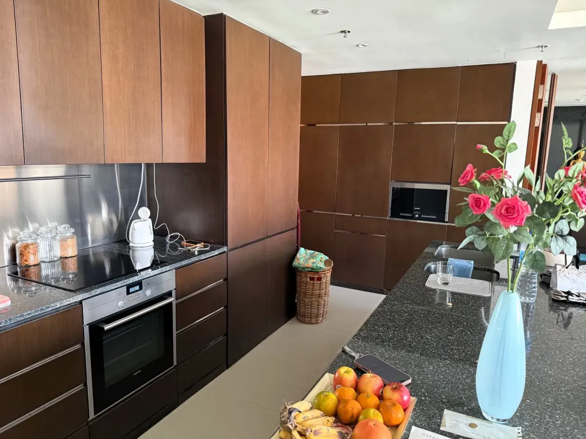 ขายคอนโดวิทยุ ชิดลม หลังสวน : Hansar Residence 2 bedroom condo for sale
