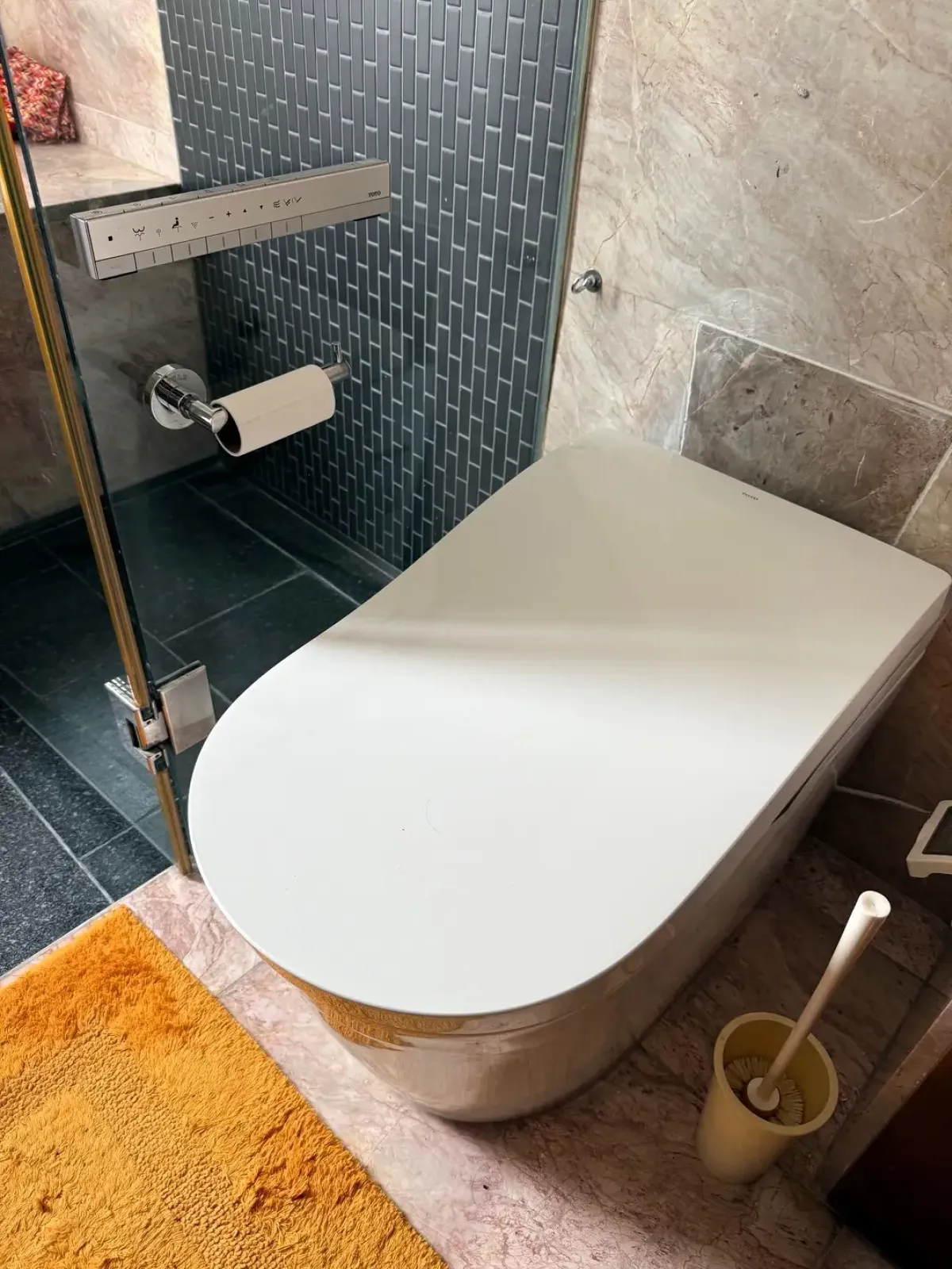 ขายคอนโดวิทยุ ชิดลม หลังสวน : Hansar Residence 2 bedroom condo for sale