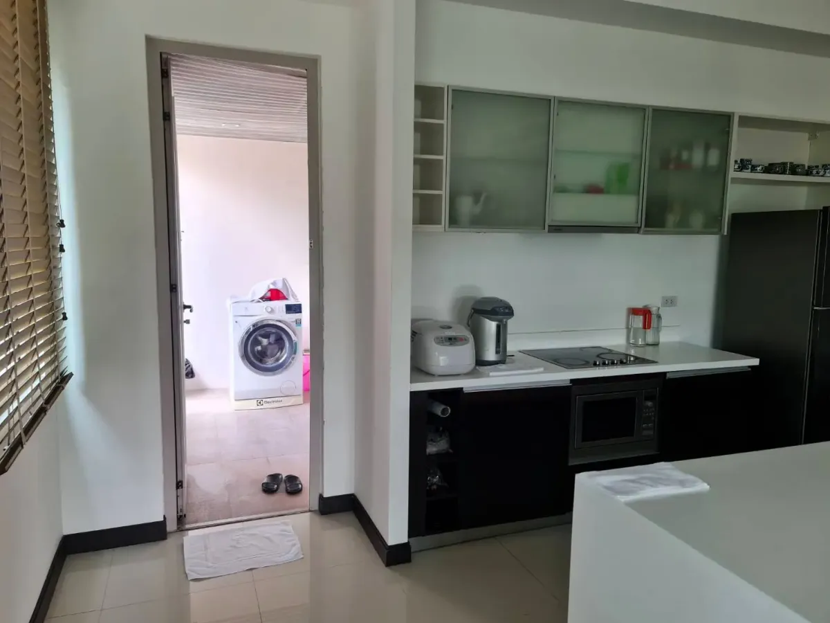 ขายคอนโดสาทร นราธิวาส : The Lofts Yennakart 3 bedroom property for sale