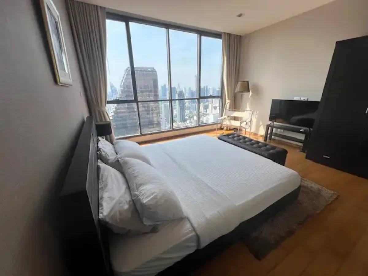 ขายคอนโดนานา : Hyde Sukhumvit 13 Two bedroom property for sale