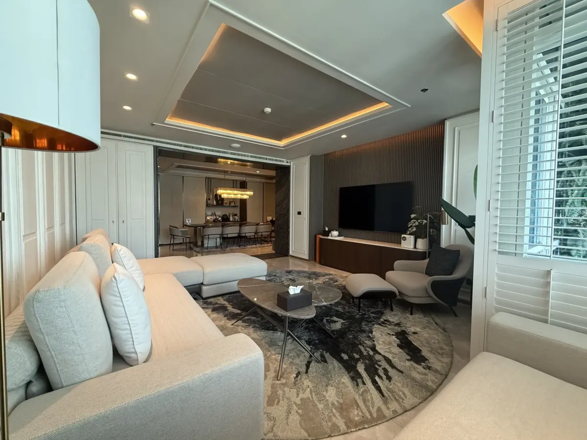 ขายคอนโดวิทยุ ชิดลม หลังสวน : Athenee Residence 6 bedroom property for sale