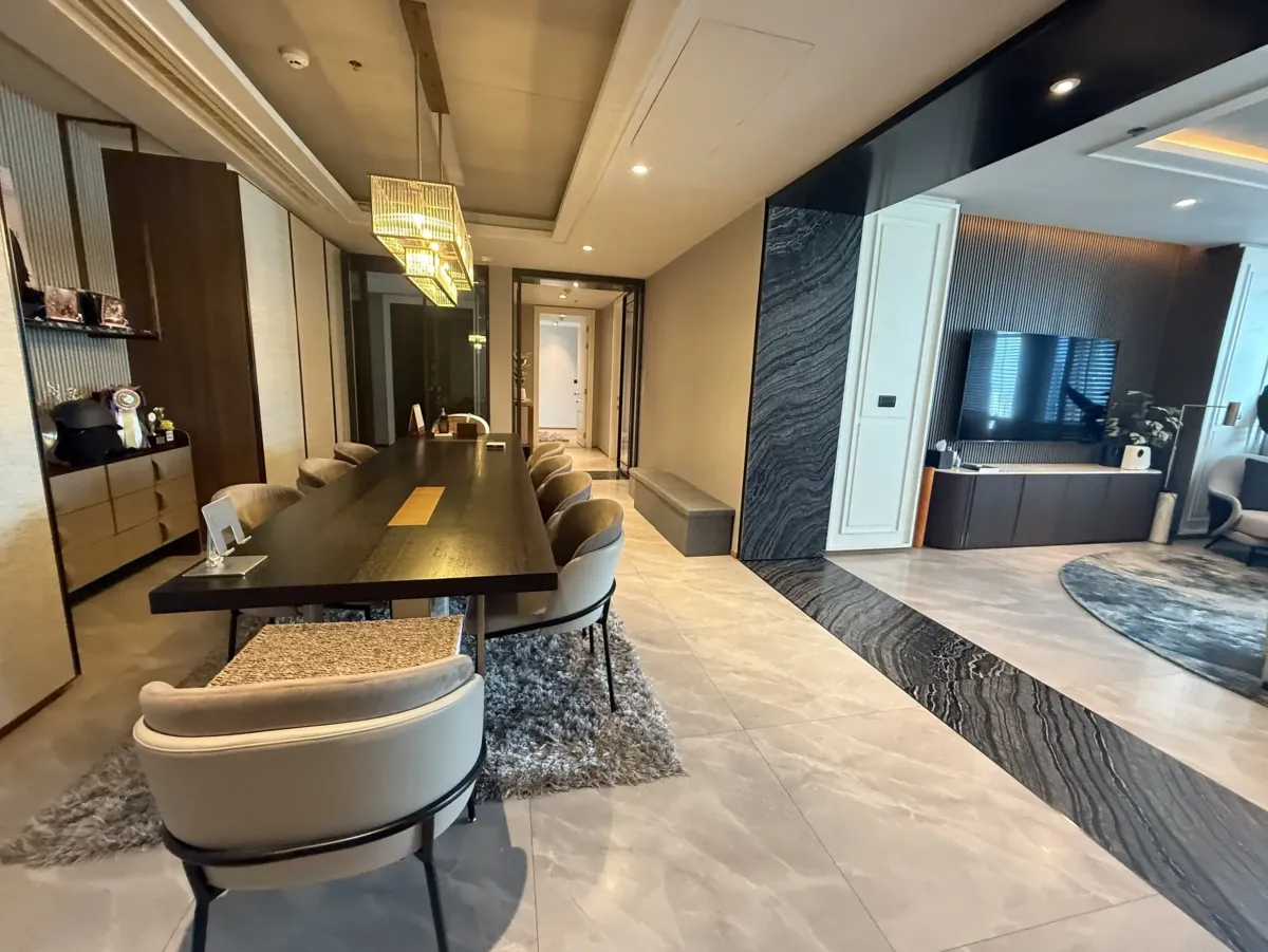 ขายคอนโดวิทยุ ชิดลม หลังสวน : Athenee Residence 6 bedroom property for sale