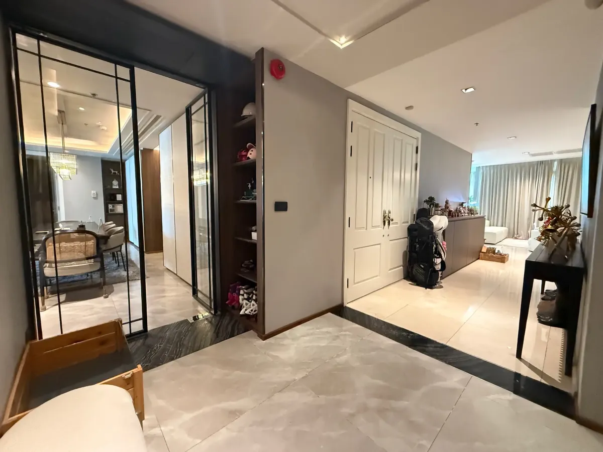 ขายคอนโดวิทยุ ชิดลม หลังสวน : Athenee Residence 6 bedroom property for sale