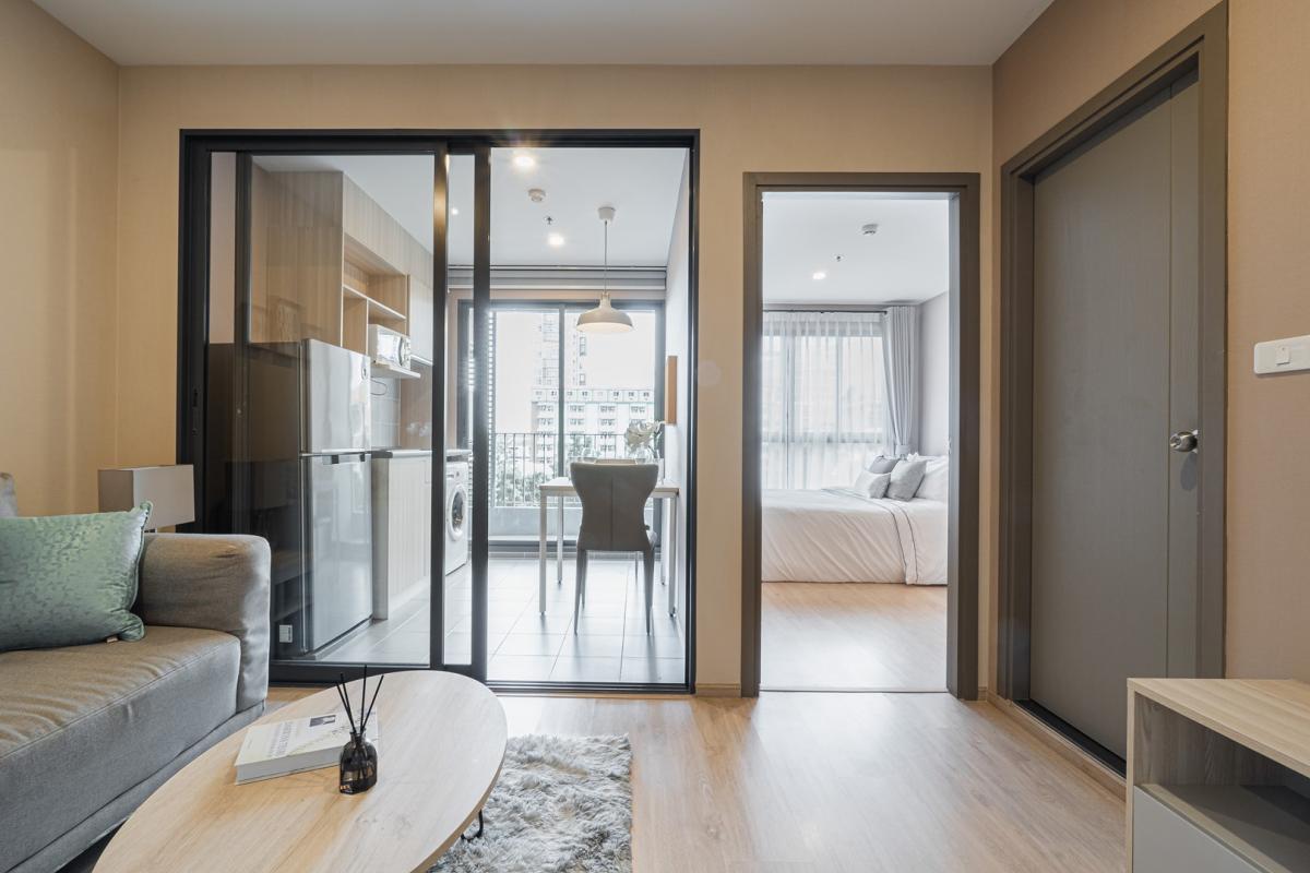 ขายคอนโดบางนา แบริ่ง ลาซาล : Ideo O2 Bang Na 1 bedroom condo for sale with tenant