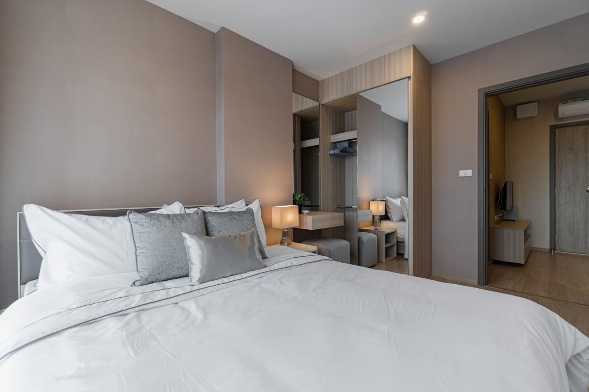 ขายคอนโดบางนา แบริ่ง ลาซาล : Ideo O2 Bang Na 1 bedroom condo for sale with tenant