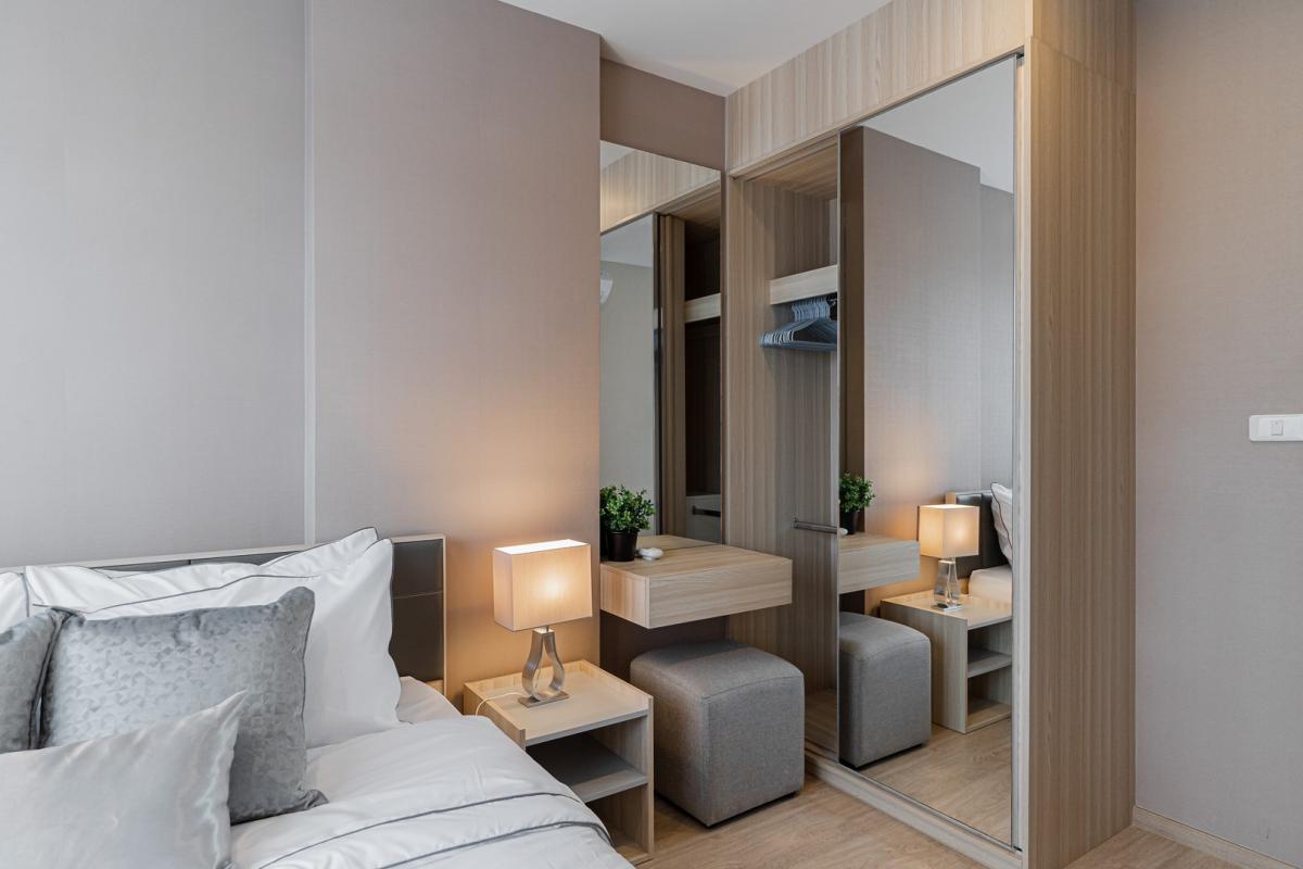 ขายคอนโดบางนา แบริ่ง ลาซาล : Ideo O2 Bang Na 1 bedroom condo for sale with tenant