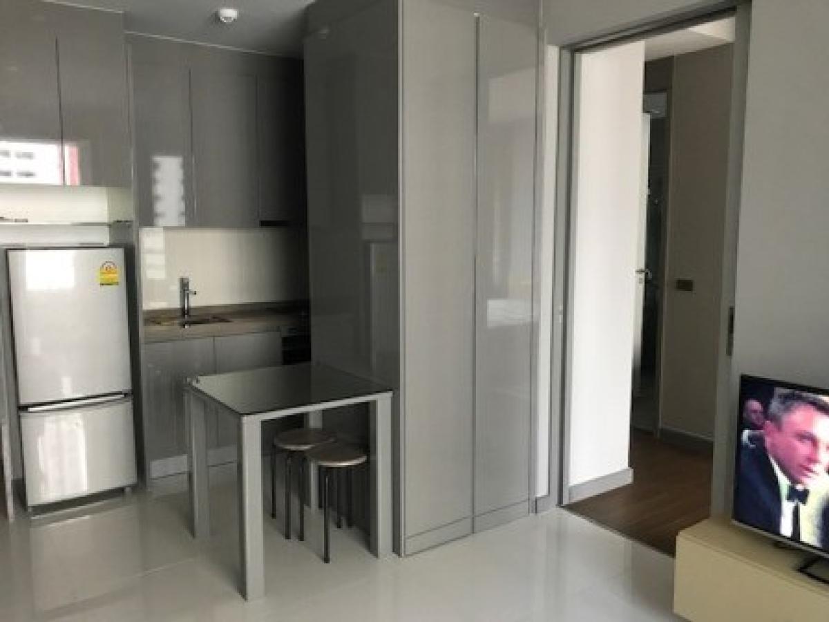 CondoSilom, Saladaeng, Bangrak : 1 bedroom condo for rent and sale at M Silom