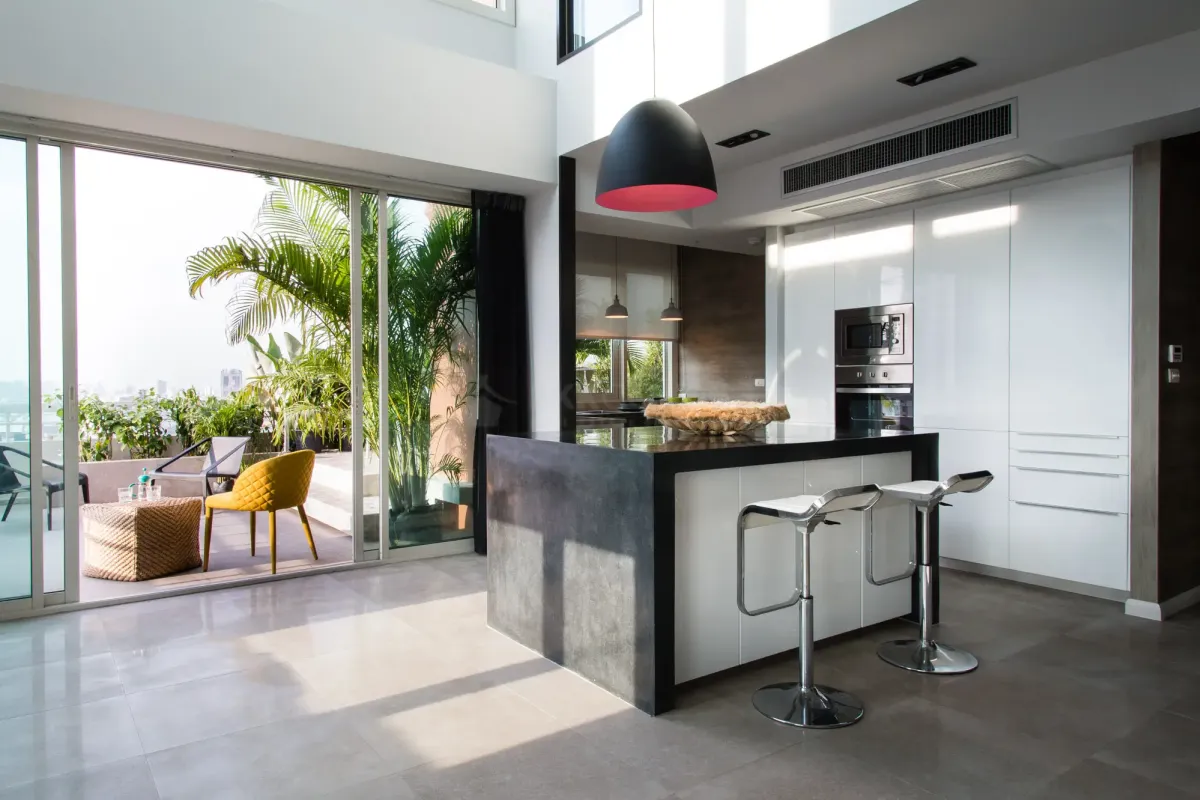 CondoWitthayu, Chidlom, Langsuan, Ploenchit : Penthouse for rent and sale at Manhattan Chidlom