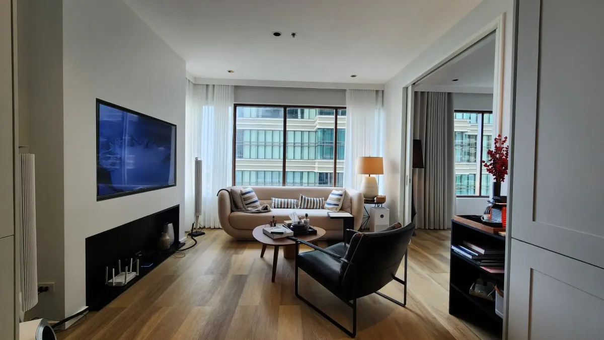 ขายคอนโดสุขุมวิท อโศก ทองหล่อ : 1 bedroom condo for sale at The Emporio Place