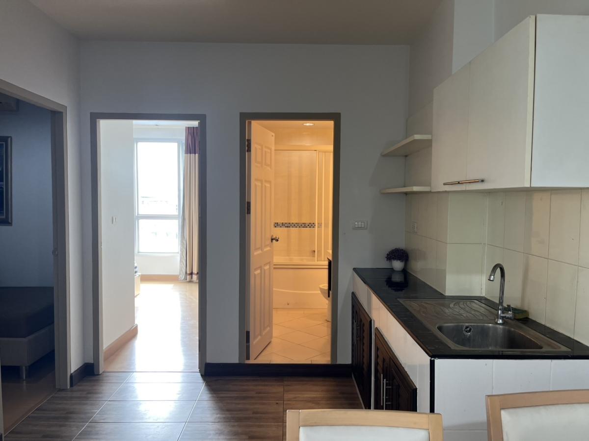 ขายคอนโดรัชดา ห้วยขวาง : 03/04/2026, รวมค่าโอนคอนโด 2 ห้องนอน ใจกลางห้วยขวาง 56 ตรม. ราคาโดนใจ! 
ใกล้ BTS/MRT ห้วยขวาง พร้อมสิ่งอำนวยความสะดวกครบครัน! 0642748883