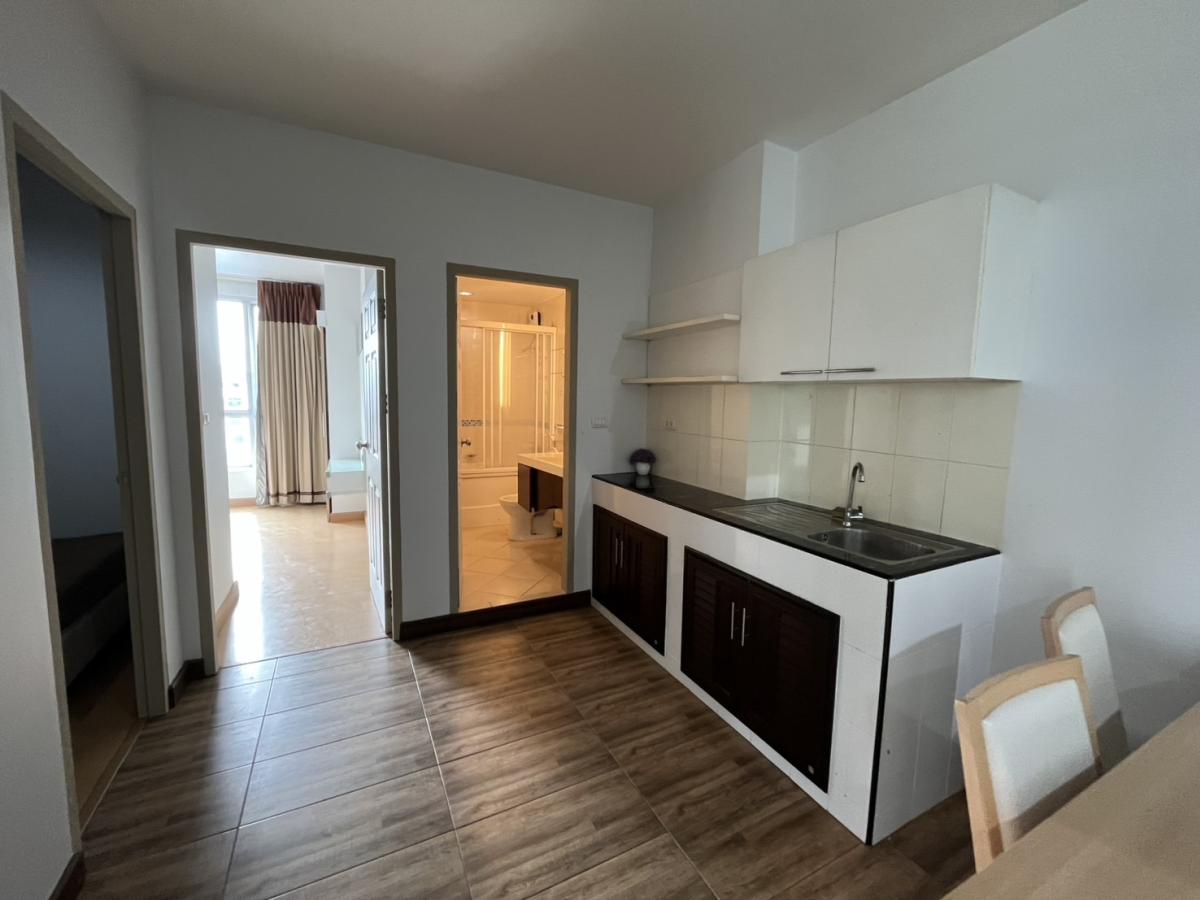 ขายคอนโดรัชดา ห้วยขวาง : 03/04/2026, รวมค่าโอนคอนโด 2 ห้องนอน ใจกลางห้วยขวาง 56 ตรม. ราคาโดนใจ! 
ใกล้ BTS/MRT ห้วยขวาง พร้อมสิ่งอำนวยความสะดวกครบครัน! 0642748883