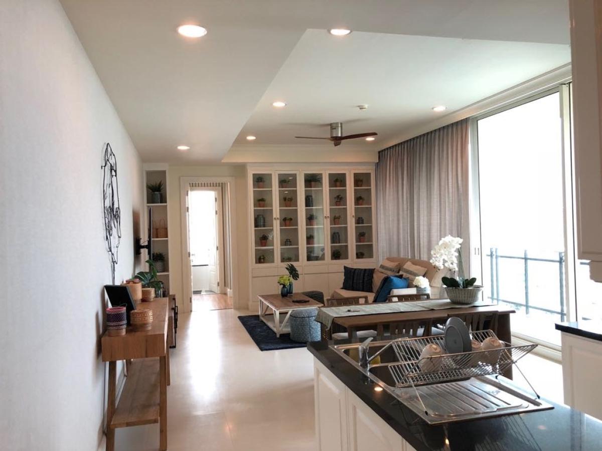 For SaleCondoSukhumvit, Asoke, Thonglor : 03/04/2026, Close to BTS Phrom Phong! Royce Private Residences 2 bedrooms 23 million
Luxury living in the city center with a swimming pool, fitness center, and English-style garden! 0642748883