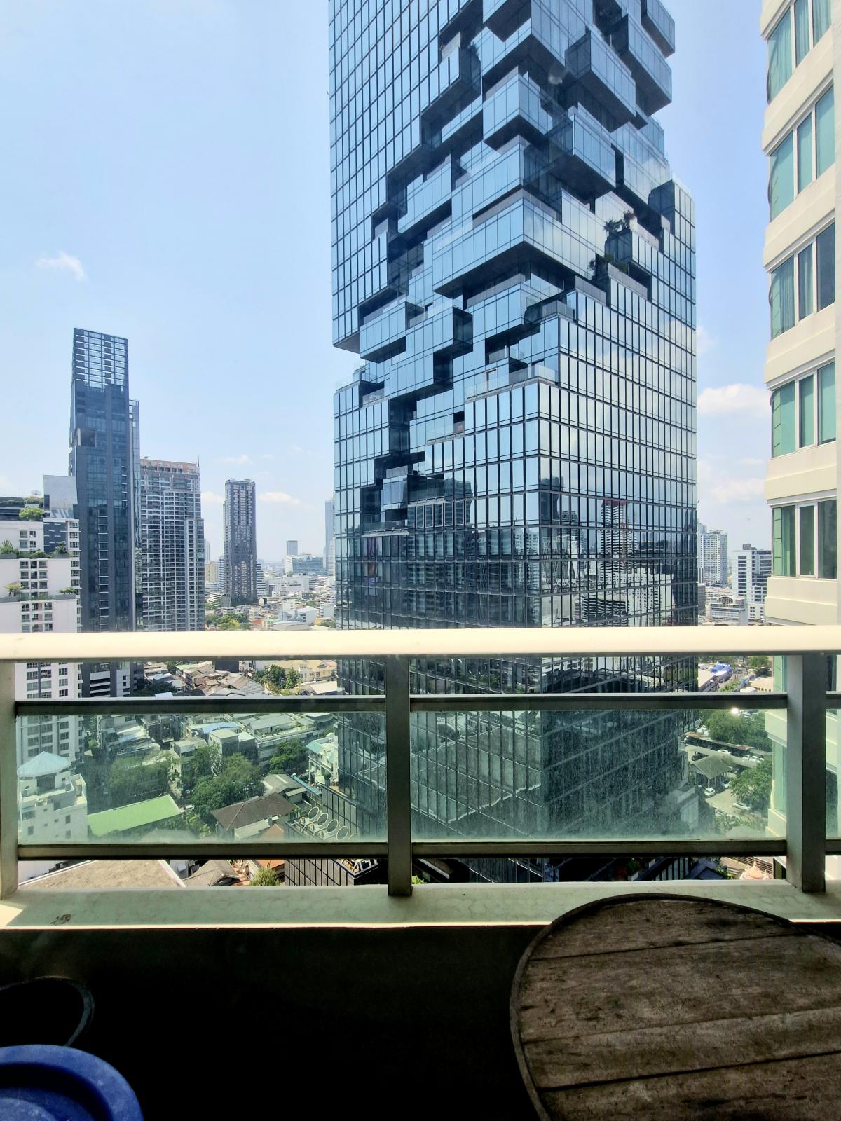 For SaleCondoSathorn, Narathiwat : 03/04/2026, The Infinity Condo 2Bed 2Bath - In the heart of Chong Nonsi, near BTS
Luxurious and ready to move in, size 102 sqm, price 22.6 million! 0642748883