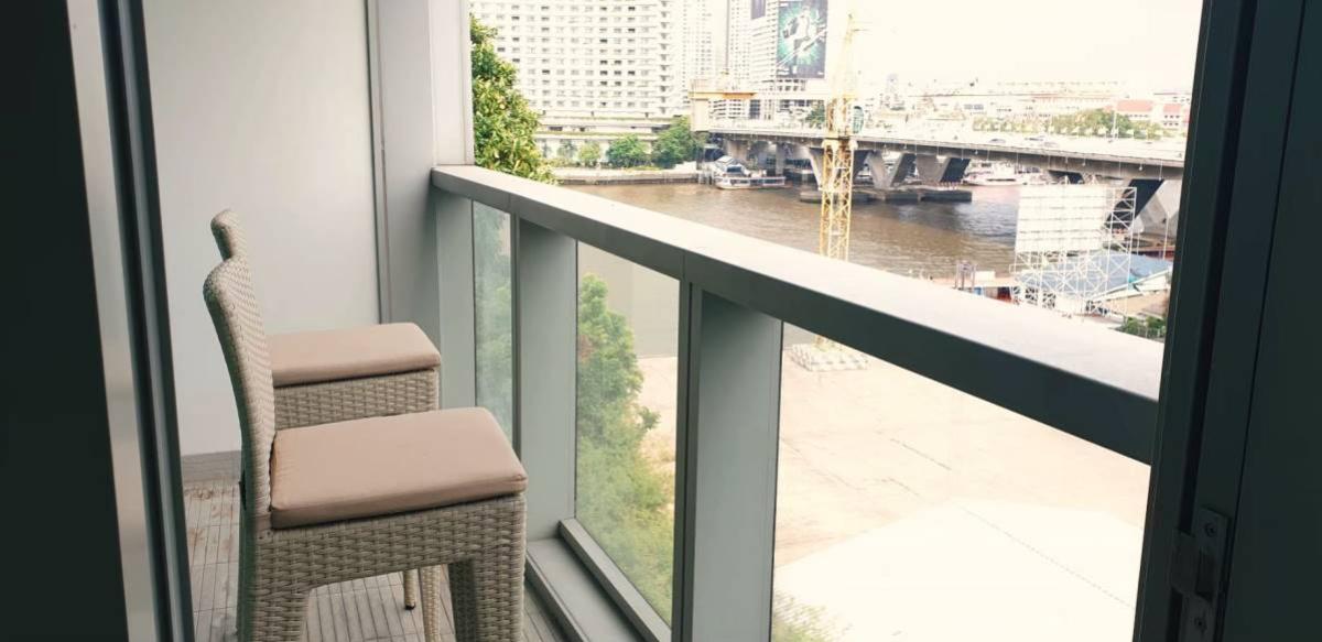 For SaleCondoWongwianyai, Charoennakor : 03/04/2026, Stunning river view! The River 1 bedroom with a 50-meter swimming pool
Close to BTS Saphan Taksin for only 8.3 million! 0642748883