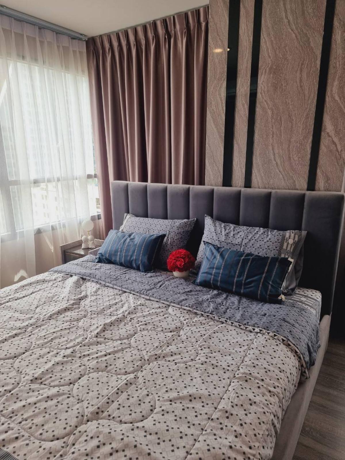 ให้เช่าคอนโดสยาม จุฬา สามย่าน : 03/04/2026, เช่าคอนโด IDEO Chula-Samyan 2 ห้องนอน ราคาพิเศษ ใกล้ BTS/MRT สามย่าน 
ชีวิตทันสมัย Sky Pool ฟิตเนส 24 ชม. เริ่มเพียง 48,000 บ./ด. 0642748883