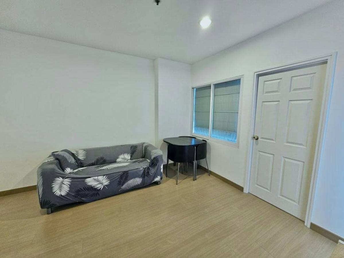 ขายคอนโดอ่อนนุช อุดมสุข : 03/04/2026, รวมค่าโอนชีวิตหรู ใกล้ BTS พระโขนง! 
คอนโด 1 นอน ชั้นดี 40.78 ตร.ม. เพียง 3.55 ลบ. 0642748883