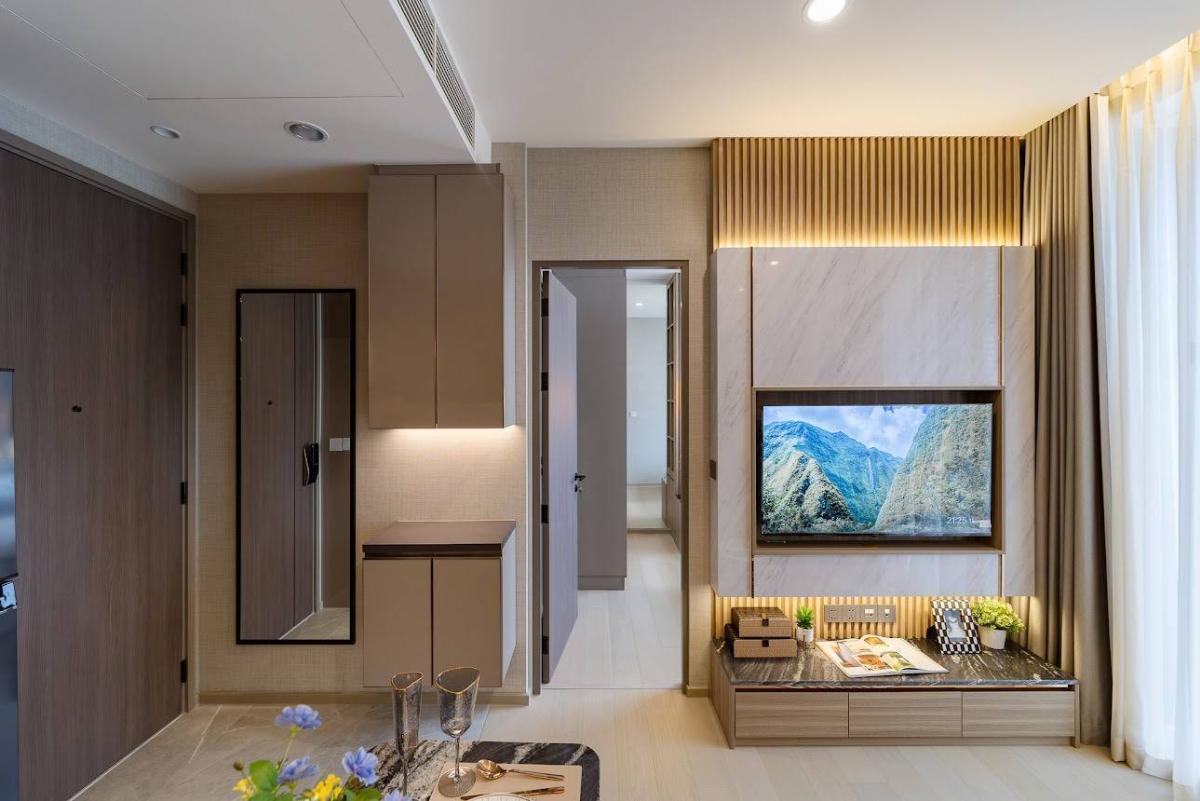 For RentCondoRatchathewi,Phayathai : 03/04/2026, In the heart of Phaya Thai! The Extro condo special price 30,000 baht/month
Close to BTS/MRT with complete amenities, perfect for every lifestyle! 0642748883
