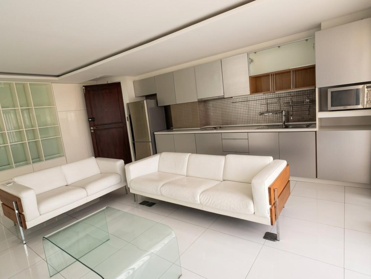 For SaleCondoWongwianyai, Charoennakor : 03/04/2026, Luxury condo 1 bedroom 81.5 sq.m. Convenient travel BTS Krung Thonburi
For sale 6.29 million / Rent 23,500 baht with complete amenities! 0642748883