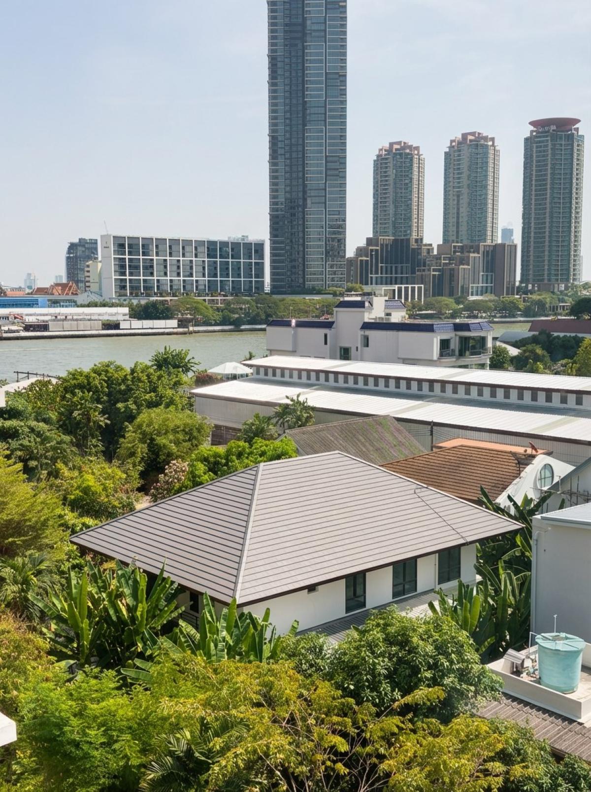 For SaleCondoWongwianyai, Charoennakor : 03/04/2026, Luxury condo 1 bedroom 81.5 sq.m. Convenient travel BTS Krung Thonburi
For sale 6.29 million / Rent 23,500 baht with complete amenities! 0642748883