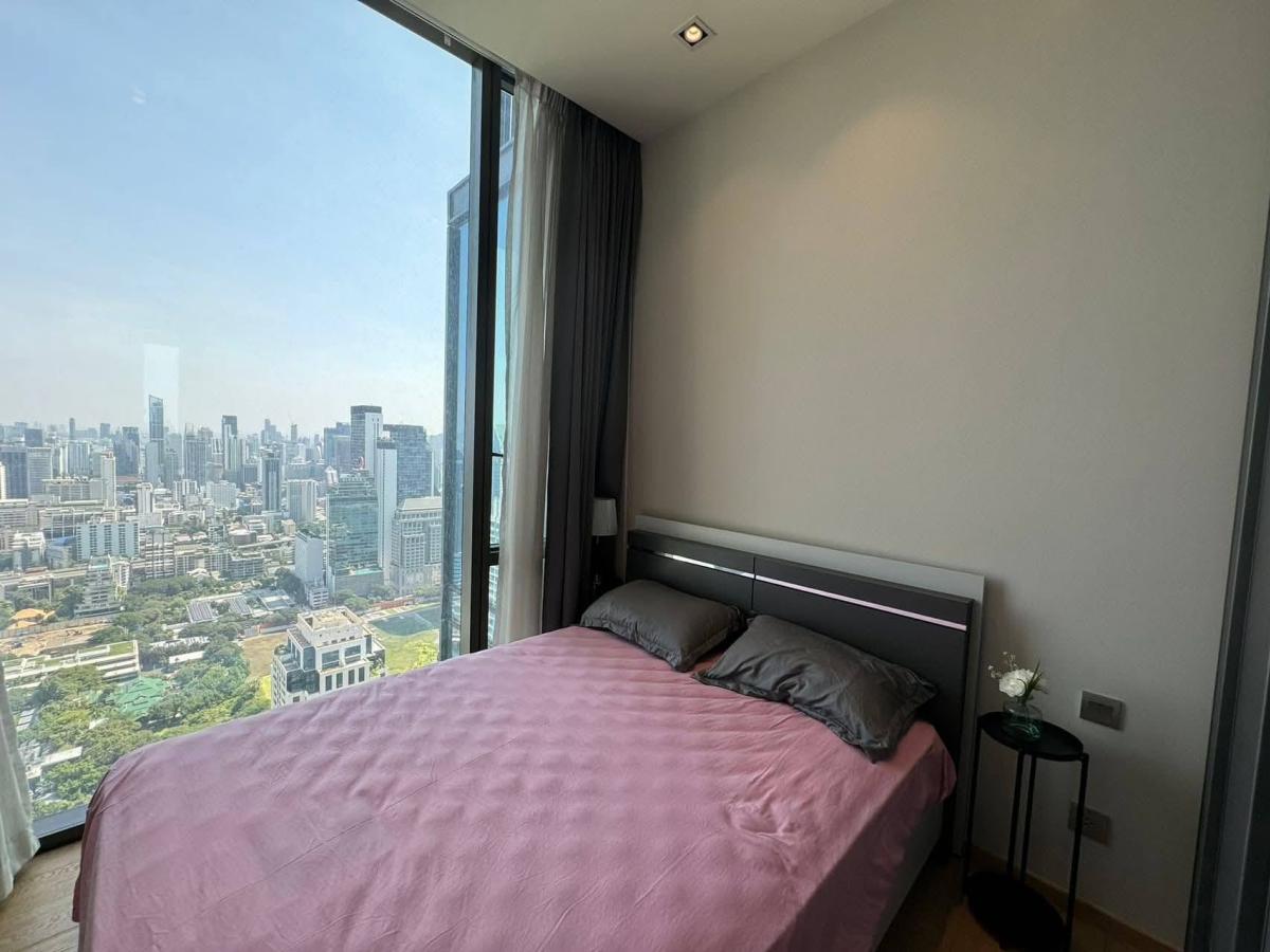 For RentCondoWitthayu, Chidlom, Langsuan, Ploenchit : 03/04/2026, Luxury 3-Bed Condo @28 Chidlom – Prime BTS Access!
127 sqm, Pool, Gym, Near Central World – Rent 155K THB! 0642748883