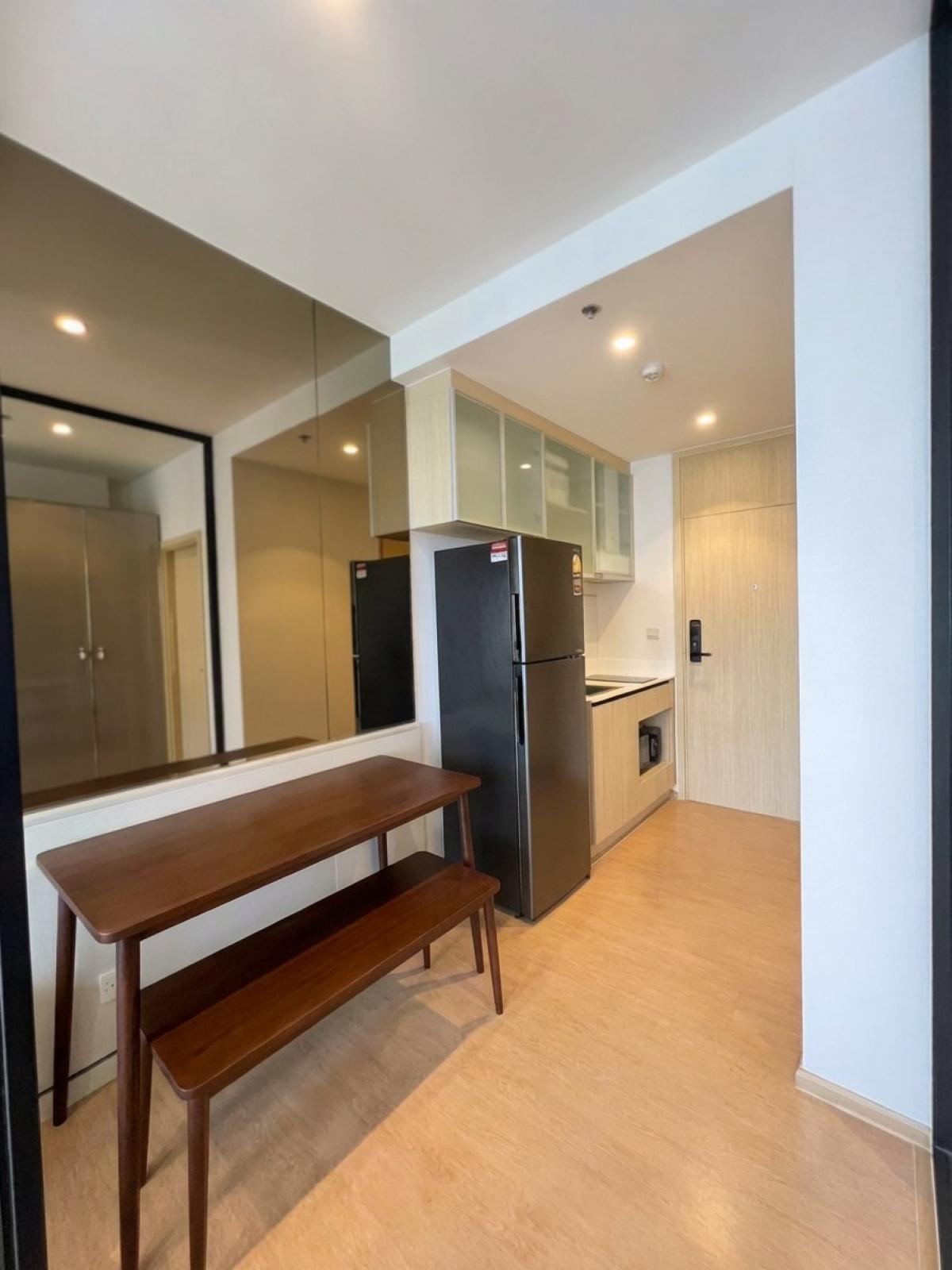 For RentCondoSukhumvit, Asoke, Thonglor : 03/04/2026, Rent a condo at Maru Ekkamai 2, 1 bedroom, 25,000 baht, near Ekkamai BTS. Complete with full amenities, meeting modern lifestyle needs! 0642748883
