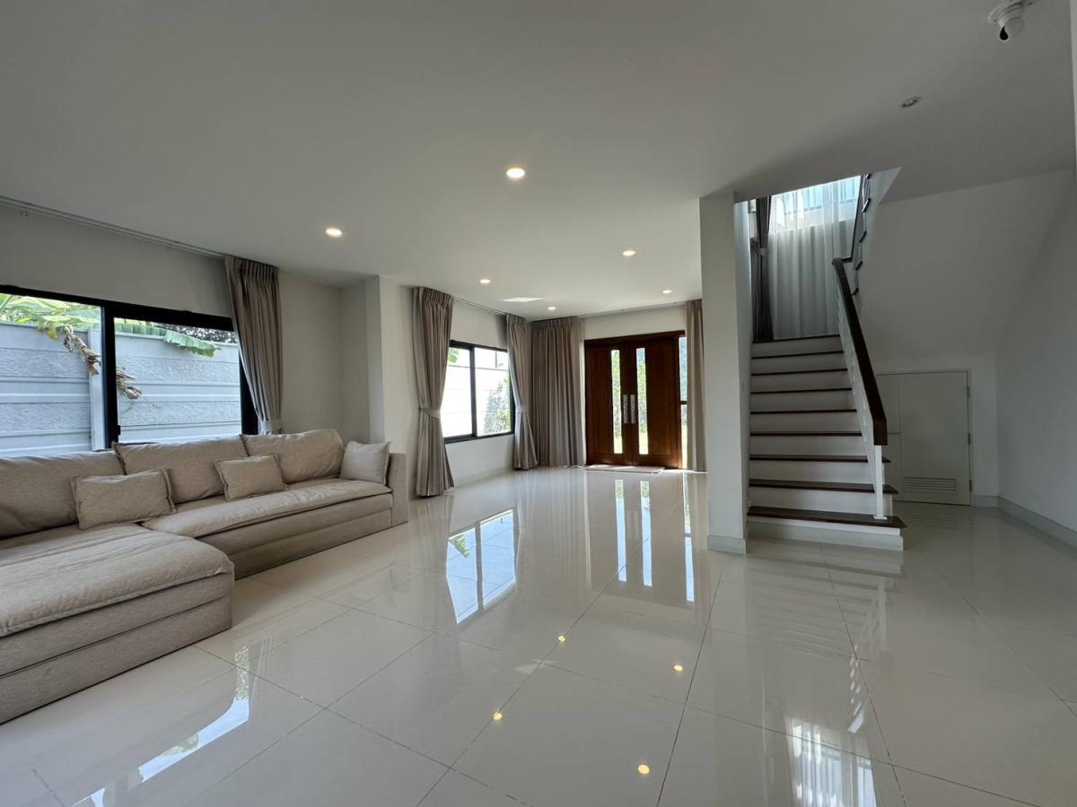 ขายบ้านพุทธมณฑล ศาลายา : 03/04/2026, บ้านเดี่ยวแปลงมุม The City บรมฯ-ทวีวัฒนา 4 ห้องนอน 
พื้นที่กว้าง ราคาพิเศษ 12.5 ล้าน ฟรีโอน พร้อมเข้าอยู่ทันที! 0642748883