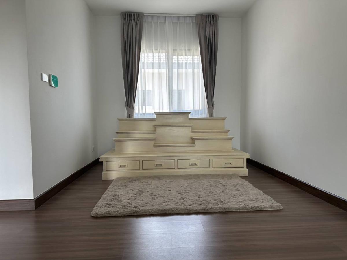 ขายบ้านพุทธมณฑล ศาลายา : 03/04/2026, บ้านเดี่ยวแปลงมุม The City บรมฯ-ทวีวัฒนา 4 ห้องนอน 
พื้นที่กว้าง ราคาพิเศษ 12.5 ล้าน ฟรีโอน พร้อมเข้าอยู่ทันที! 0642748883