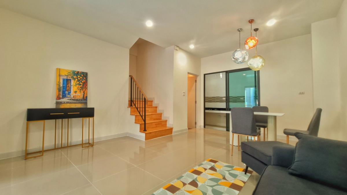 ขายทาวน์โฮมปทุมธานี รังสิต ธรรมศาสตร์ : ขายทาวน์เฮ้าส์/ทาวน์โฮม  วี คอมพาวด์ ติวานนท์-รังสิต รีโนเวทใหม่ บางกะดี เมืองปทุมธานี ปทุมธานี CX-151218