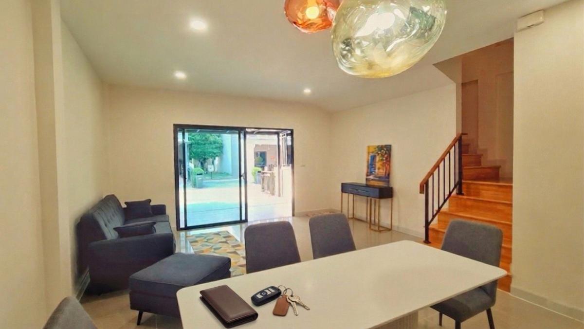 ขายทาวน์โฮมปทุมธานี รังสิต ธรรมศาสตร์ : ขายทาวน์เฮ้าส์/ทาวน์โฮม  วี คอมพาวด์ ติวานนท์-รังสิต รีโนเวทใหม่ บางกะดี เมืองปทุมธานี ปทุมธานี CX-151218