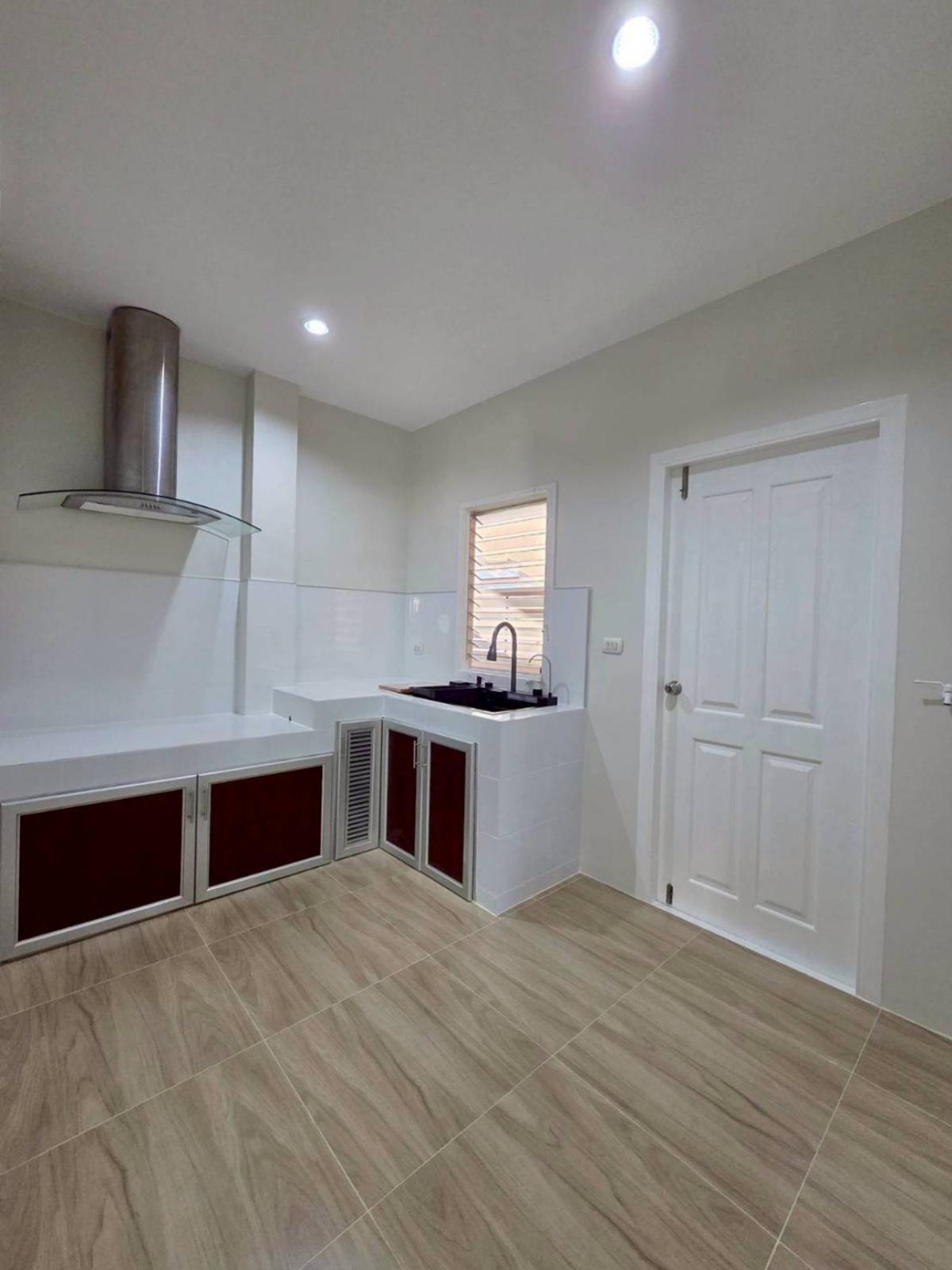 ขายบ้านราษฎร์บูรณะ สุขสวัสดิ์ : ขายบ้าน  เดอะ แกรนด์ วงแหวน - ประชาอุทิศ หน้ากว้าง รีโนเวทใหม่ ทุ่งครุ เขต ทุ่งครุ กรุงเทพ CX-151219