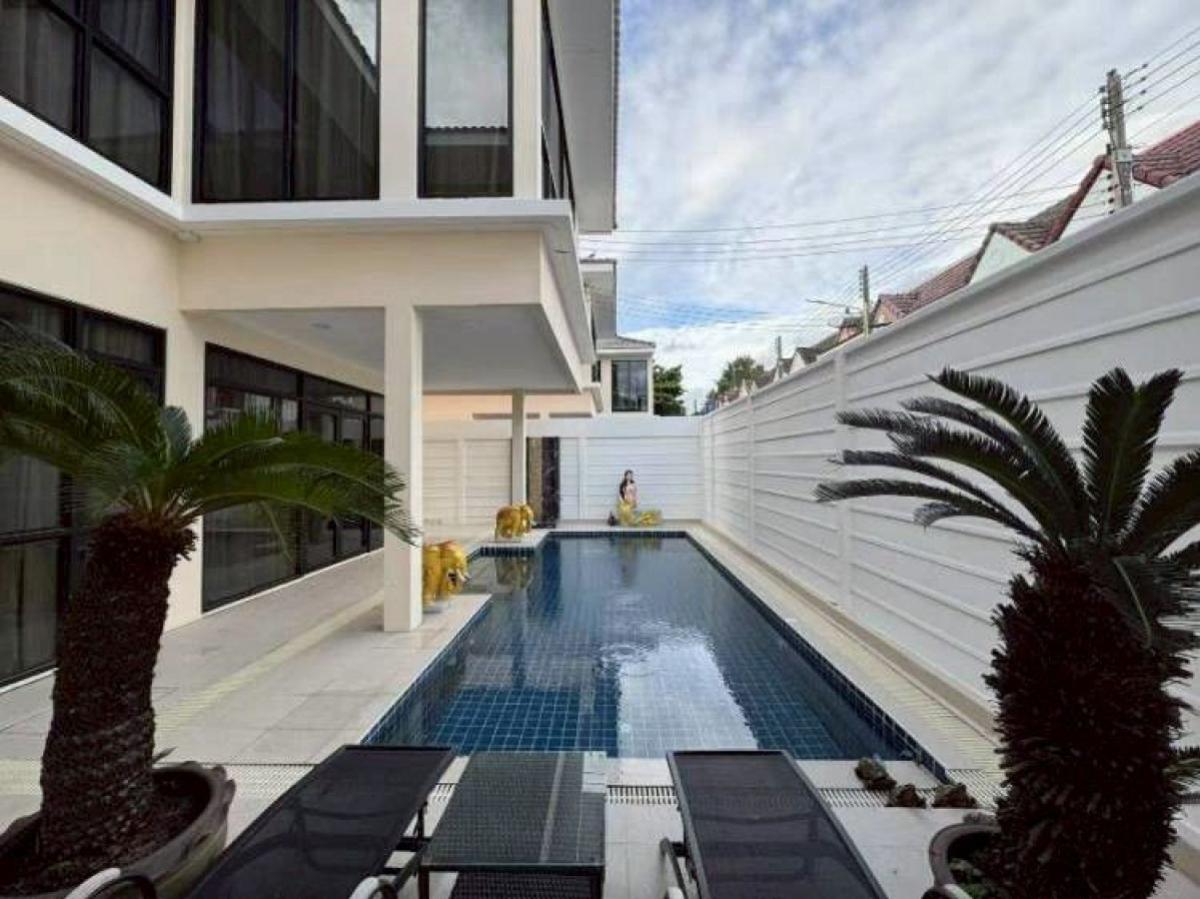 ขายบ้านพัทยา บางแสน ชลบุรี สัตหีบ : ขายบ้านเดียว 2 ชั้น พื้นที่ 320 ตารางวา พัทยา ชลบุรี เมืองพัทยา บางละมุง ชลบุรี CX-151405