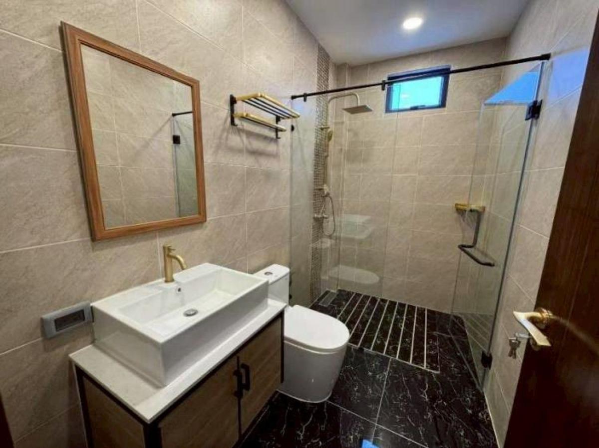 ขายบ้านพัทยา บางแสน ชลบุรี สัตหีบ : ขายบ้านเดียว 2 ชั้น พื้นที่ 320 ตารางวา พัทยา ชลบุรี เมืองพัทยา บางละมุง ชลบุรี CX-151405