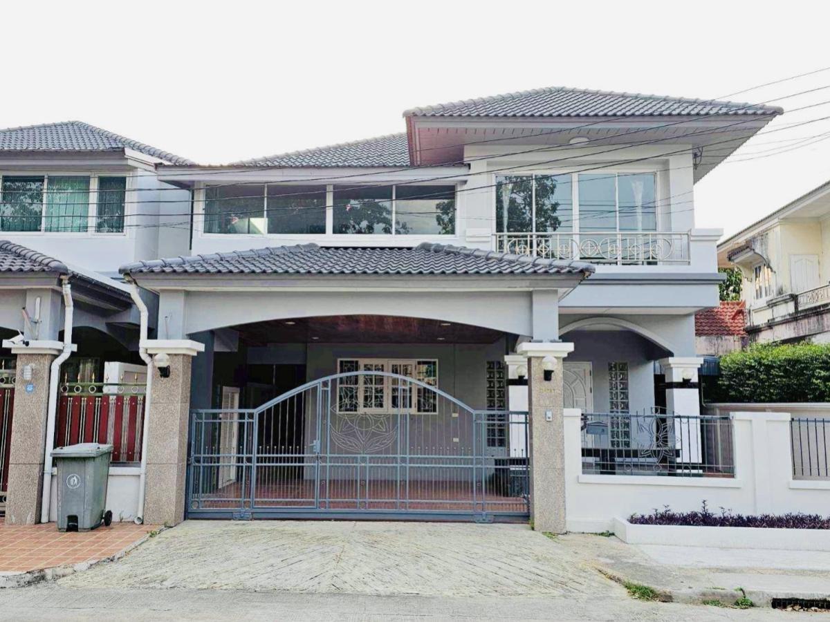 For SaleHousePhutthamonthon, Salaya : For Sale House , Baan Suan Dok Mai , Salathammasop Sop , Thawi Watthana , Bangkok , CX-151078