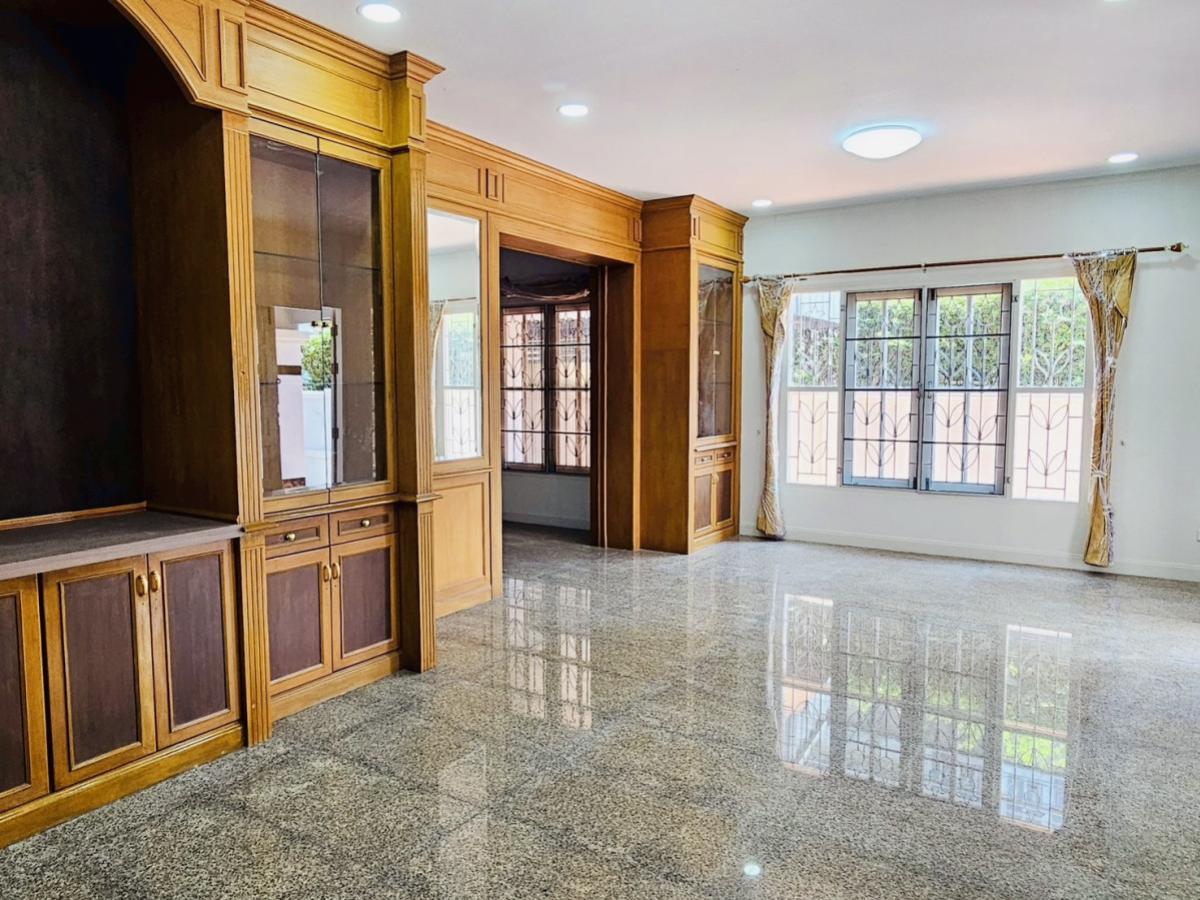 For SaleHousePhutthamonthon, Salaya : For Sale House , Baan Suan Dok Mai , Salathammasop Sop , Thawi Watthana , Bangkok , CX-151078